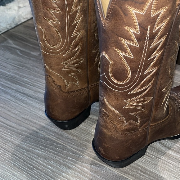 Ariat Brown Western Boots - Picture 5 of 6